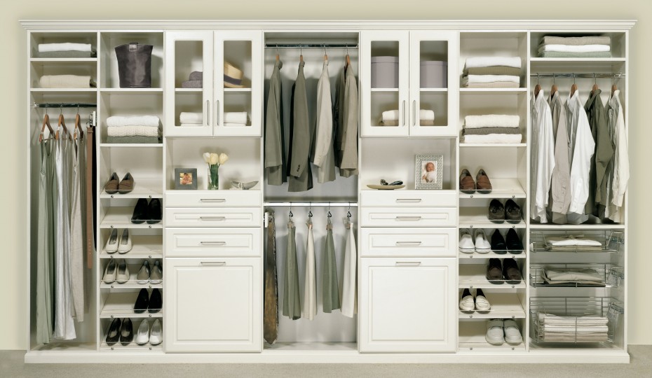 Gorgeous White Wardrobe Closet For Modern White Walk In Closet Furnishing System Escorted By Open Clothing Dresser As Well As Shoes Shelves Also Chrome Clothing Rail As Modern Custom Style Furniture + Accessories