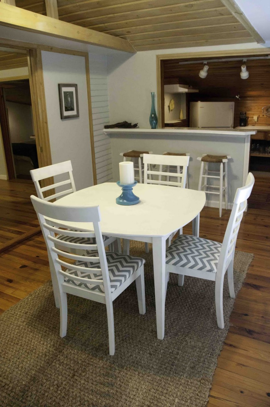 Decoration Escorted By Square White Dining Table Along Escorted By Grey Zigzag Rug Under Dining Table Also Zigzag Dining Chair Pad Stunning Dining Room Decoration By Various Rug Dining Room Designs