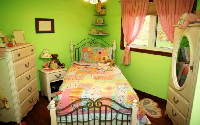 Ideas Medium size Kids Room Design With Laminate Flooring With Green Wall Design With Single Bad With Pendant Lamp With Curtain With Chest Of Drawer With Pillow With Carpet With Quilt With Glass Window Ideas