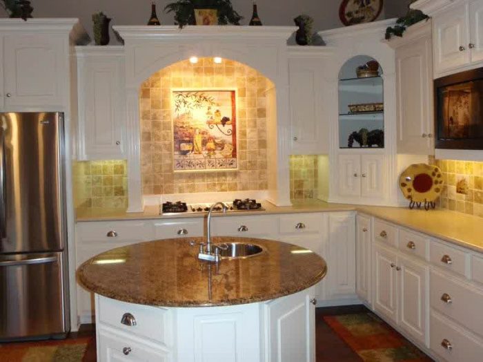 Kitchen Designs Medium size Small Kitchen Design Ideas With Refrigerator White Kitchen Cabinets Design Laminate Flooring Round Countertop For Round Kitchen Design Kitchen Cabinet Lighting Ideas For Kitchen Design